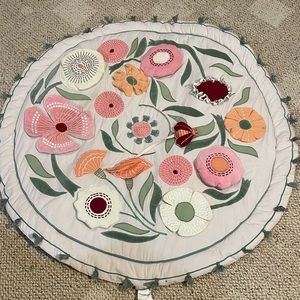 Crate & Kids Playmat